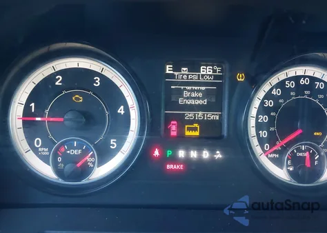 2018 Ram 2500 Tradesman 4X4 6'4 Box from USA, damaged, VIN 3C6UR5CL6JG127673